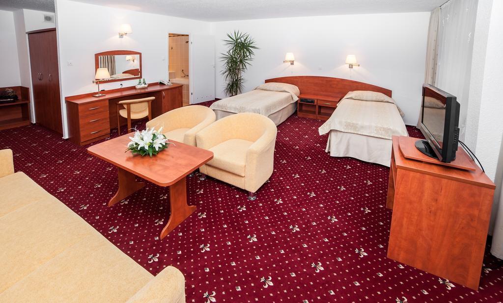 Hotel Brda Bydgoszcz Exterior photo
